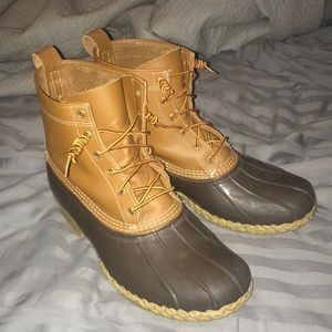 Men’s bean boots size 13